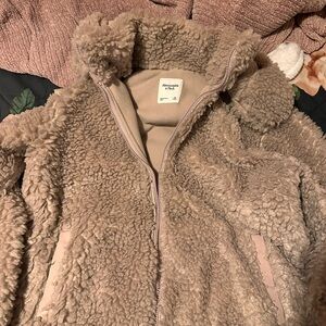 Abercrombie & Fitch light pink (mauve) Sherpa Jacket